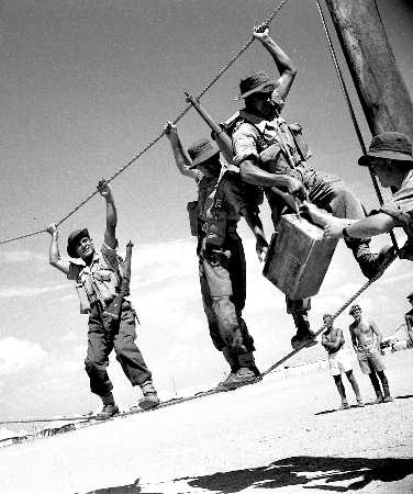 Images/1951 1LF 1950   Fayid    Training Assault Course787.jpg